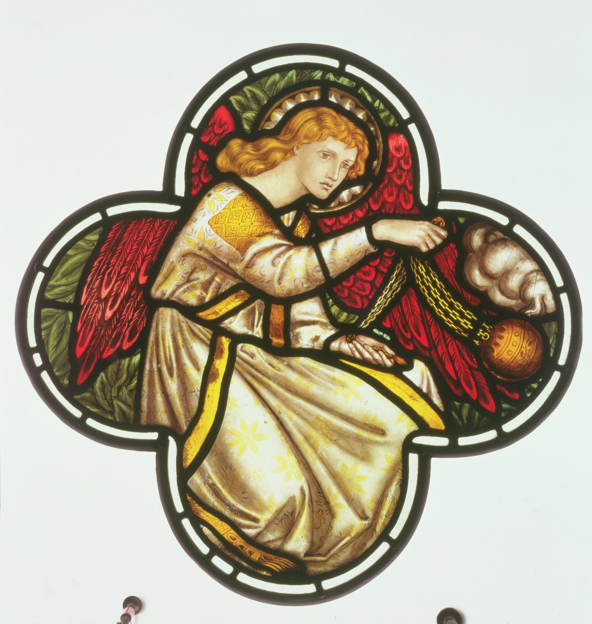 Vindue af en engel, der svinger et røgelseskar, lavet af William Morris fabrikken, 1870 (farvet glas) af Dante Gabriel and Burne Jones, Edward Rossetti