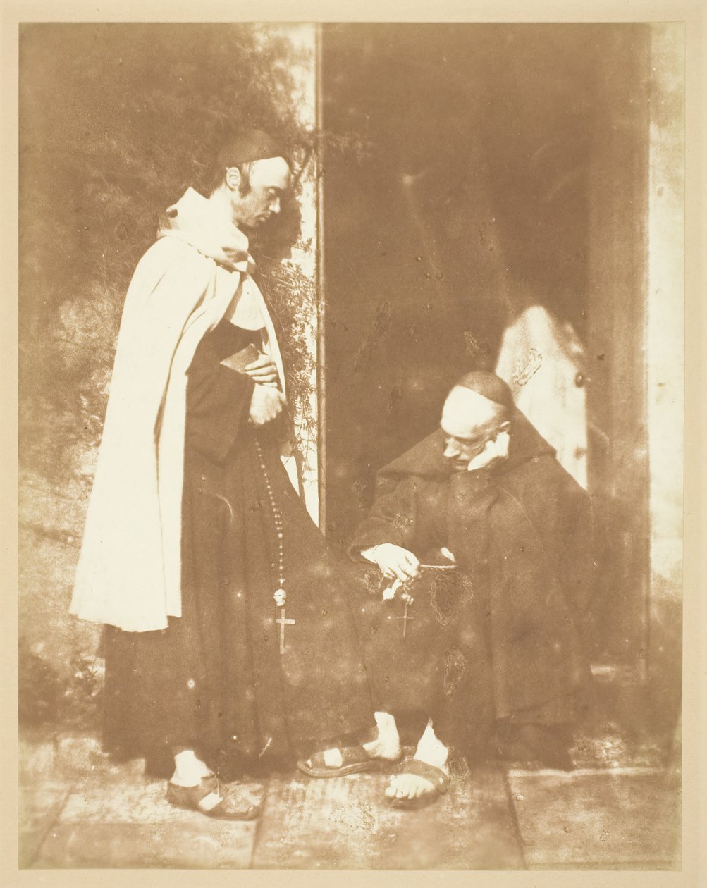 Two Friars, 184346. Skabere: David Octavius Hill, Robert Adamson, Hill & Adamson. af Hill and Adamson