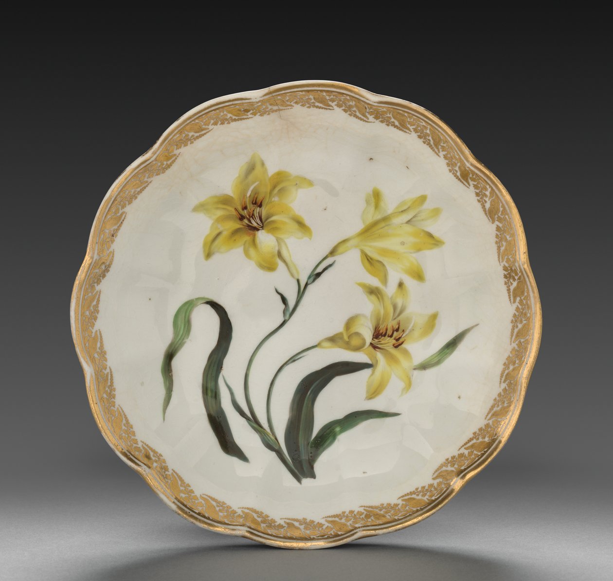 Skål fra Dessert Service: Mindre gul lilje, ca. 1800. af Derby