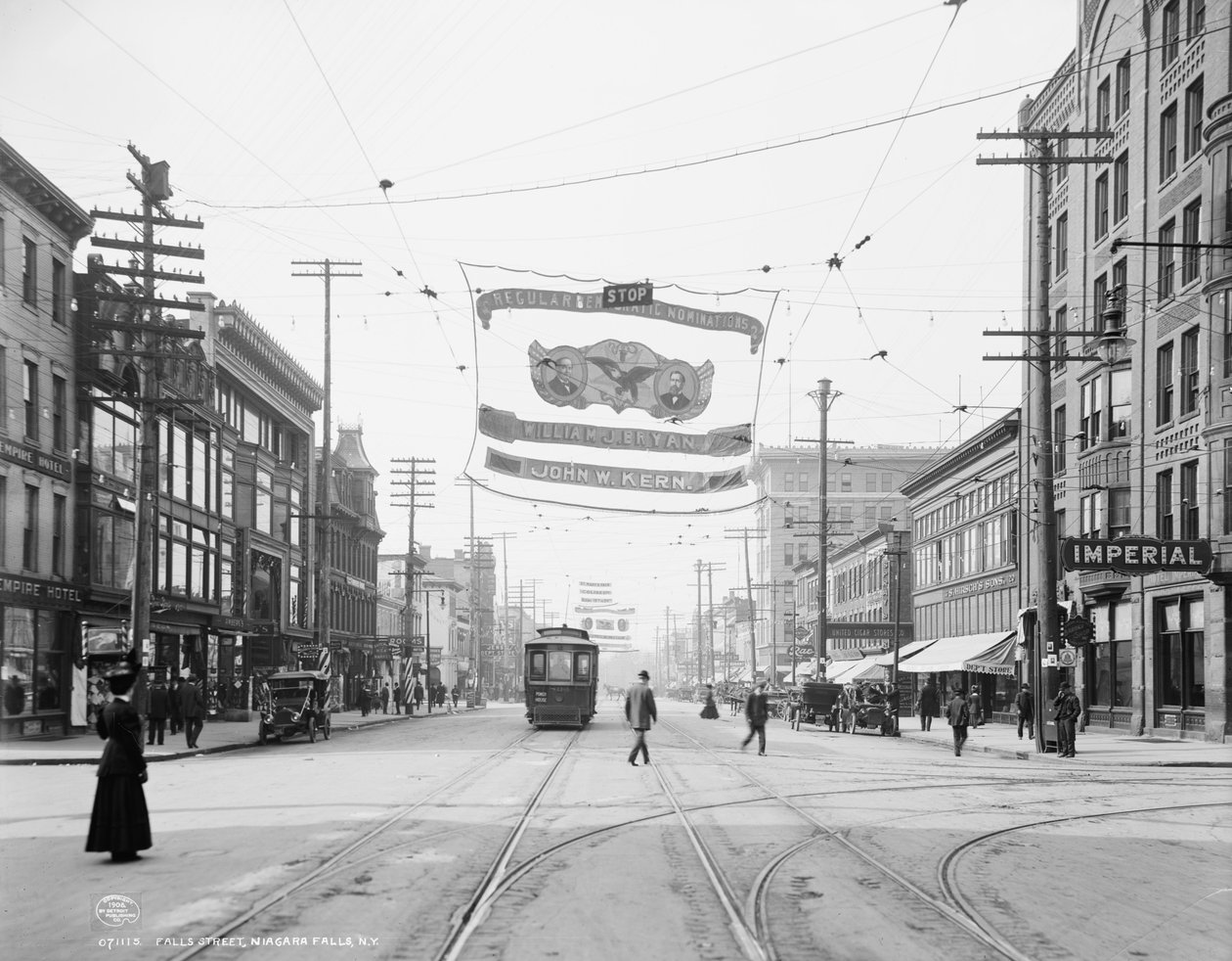 Falls Street, Niagara Falls, N.Y., ca. 1908 af Detroit Publishing Co.