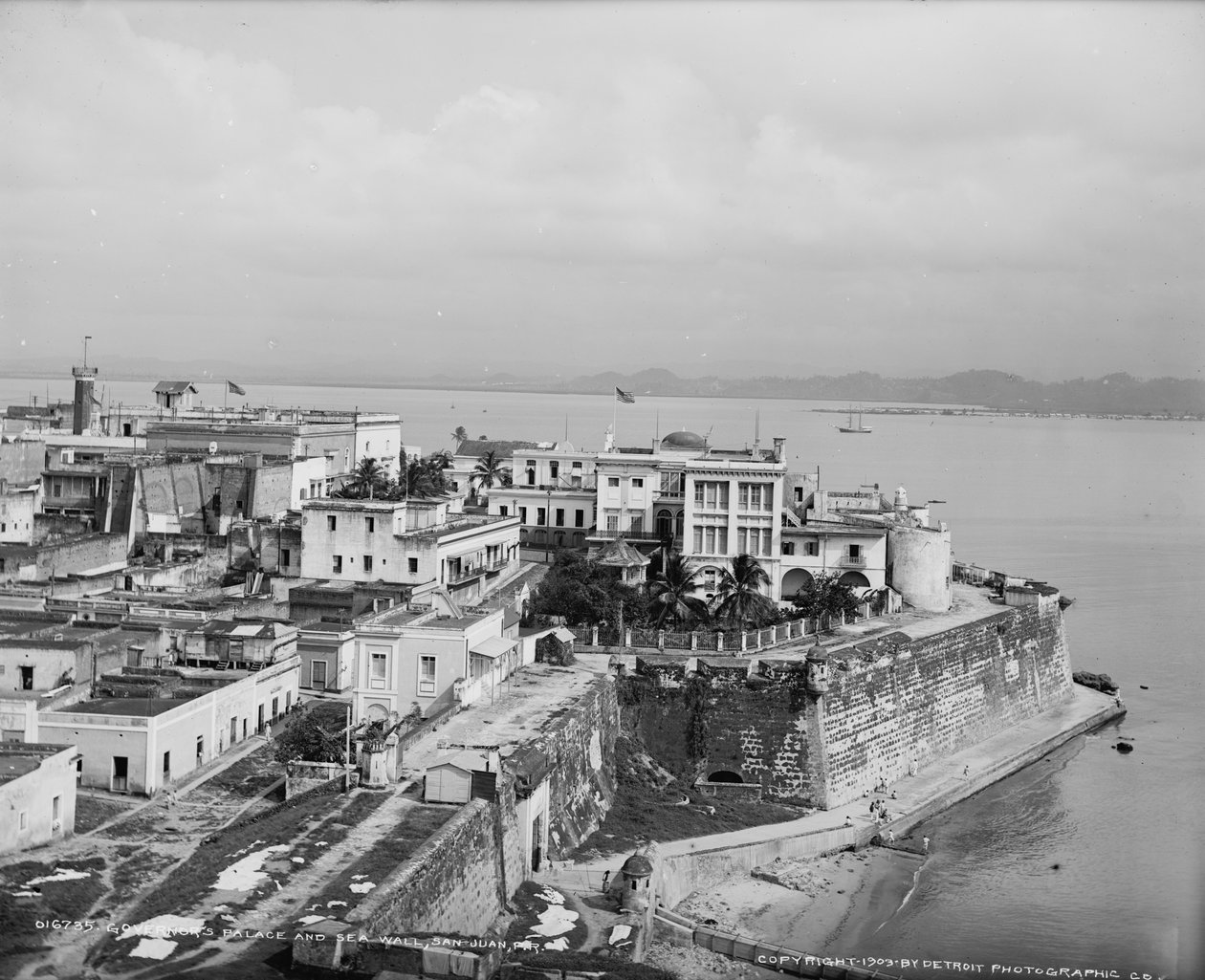 Guvernørens palads og havmur, San Juan, Puerto Rico, ca. 1903 af Detroit Publishing Co.