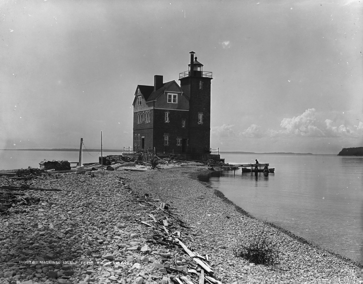 Mackinac Island fra Round Island, ca. 1899 af Detroit Publishing Co.