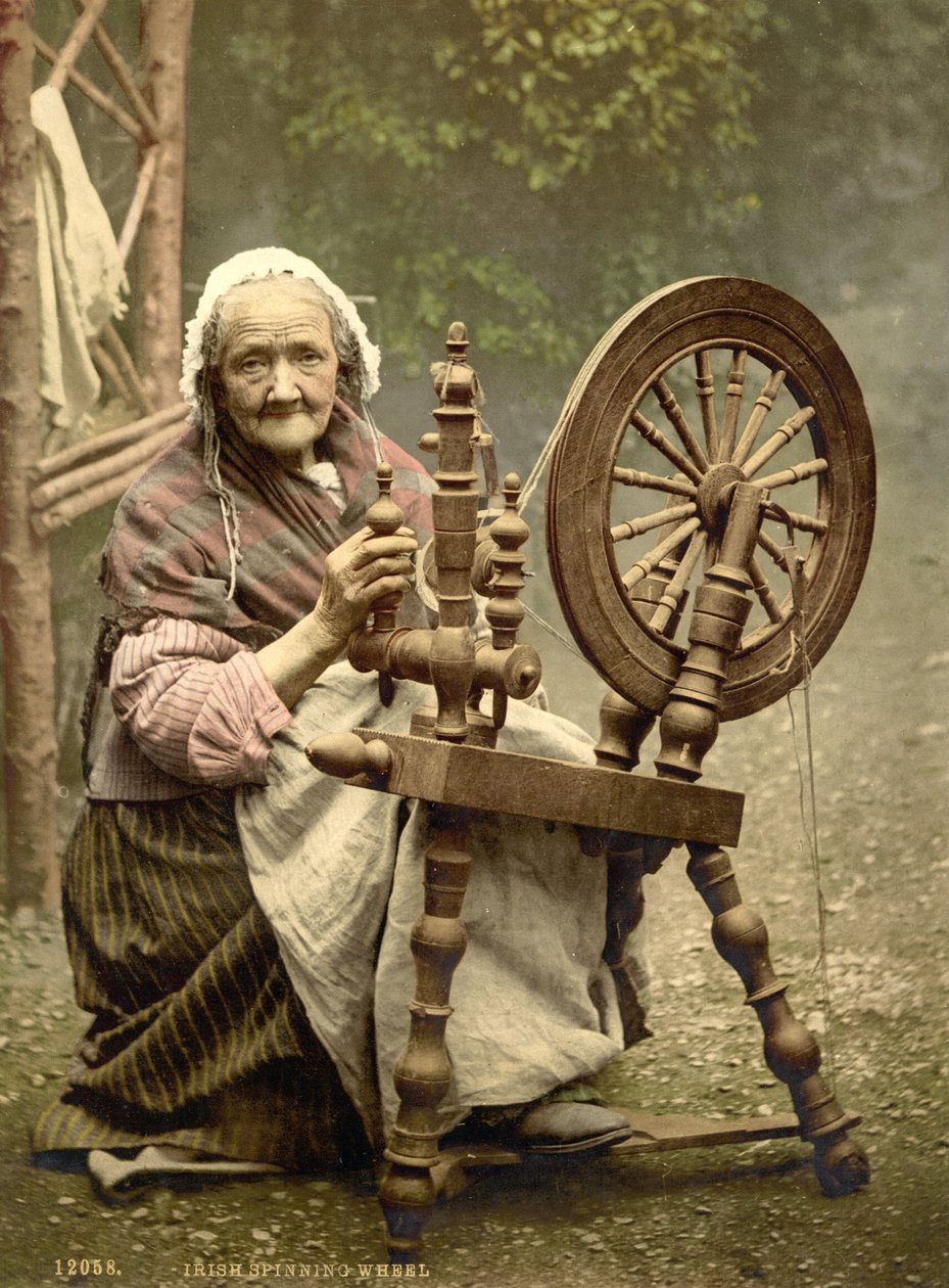Irish Spinning Wheel County Galway, 1890 af Detroit Photographic Co.