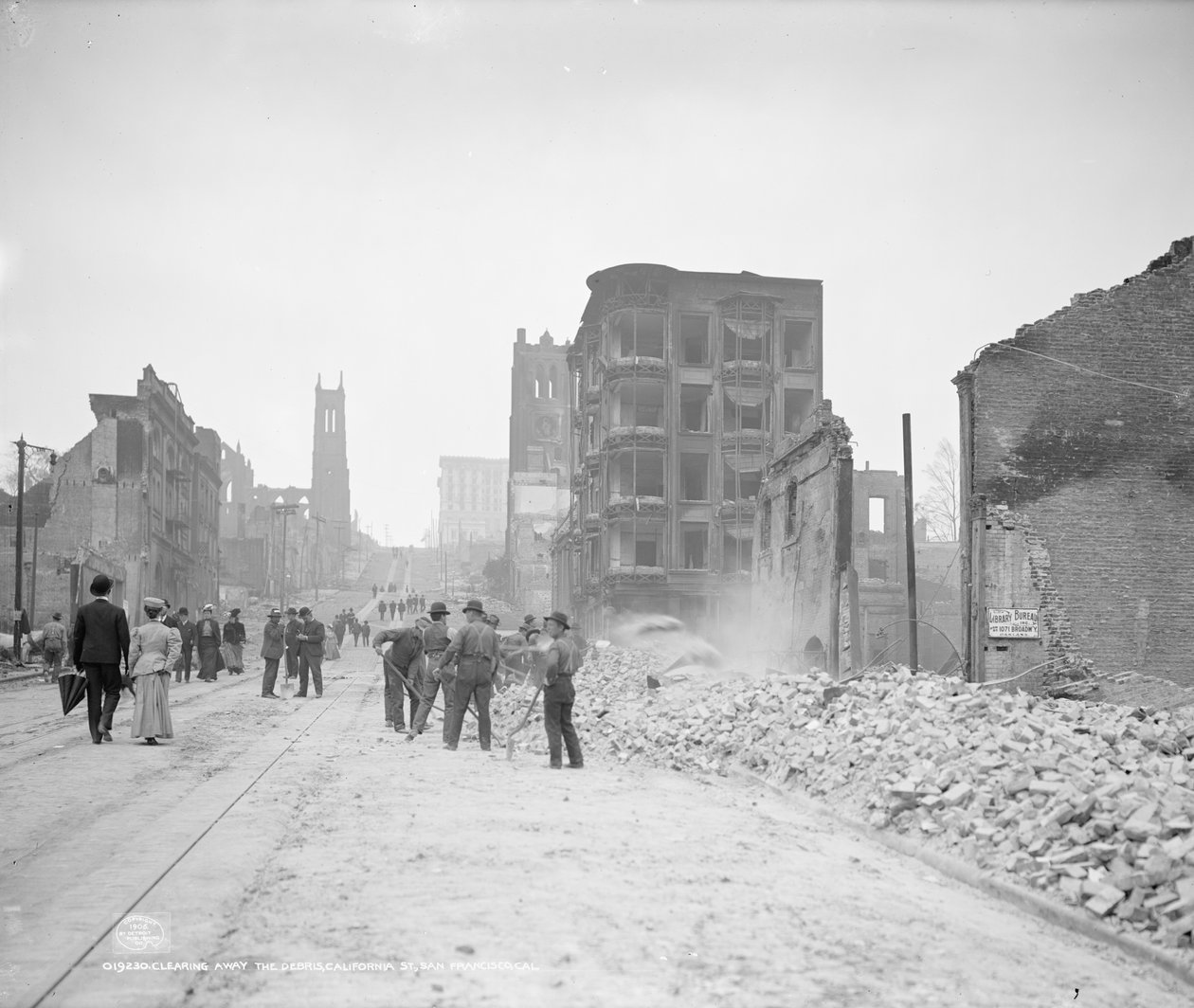 Rydning af affaldet i California Street, San Francisco af Detroit Publishing Co.
