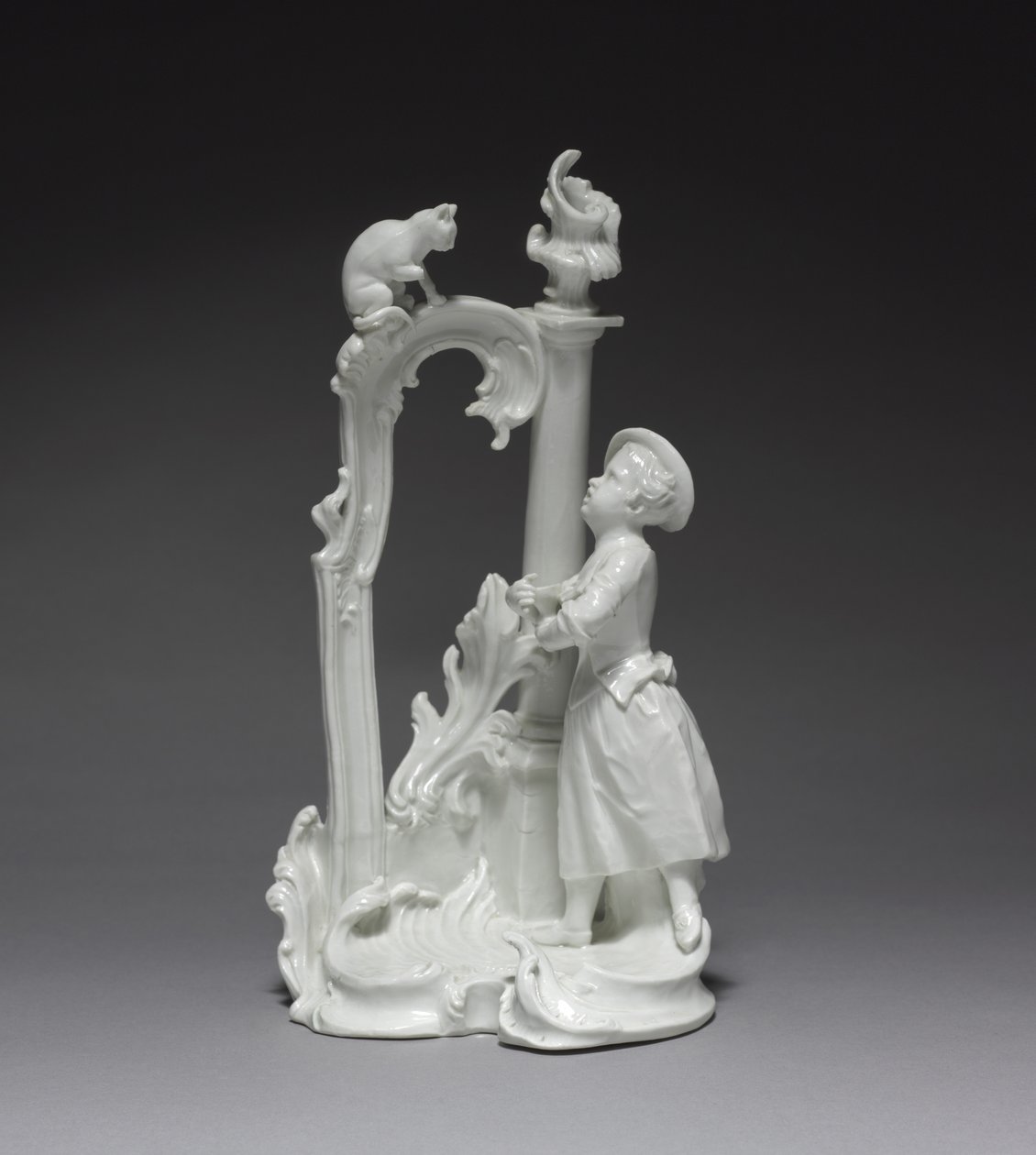 Figur af en pige med kat, lavet af Nymphenburg Porcelænsfabrik, ca. 1770 (porcelæn) af Dominicus (attr. to) Auliczek