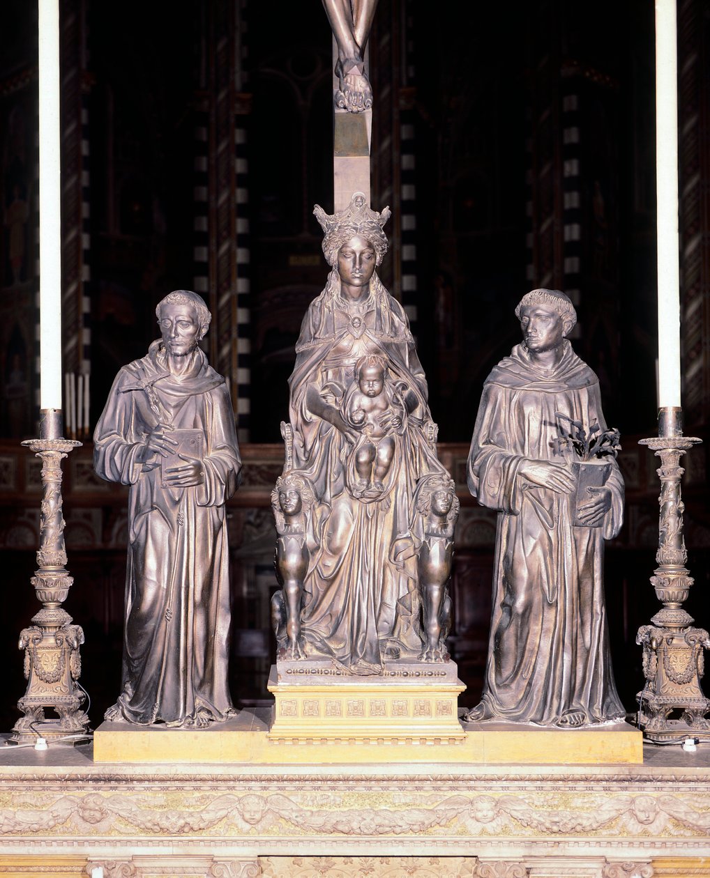 Italien, Padova, basilikaen Sankt Antonius af Padova, gruppe af jomfruer og barn med hellige, af Donatello (ca. 1386-1466), bronze af Donatello