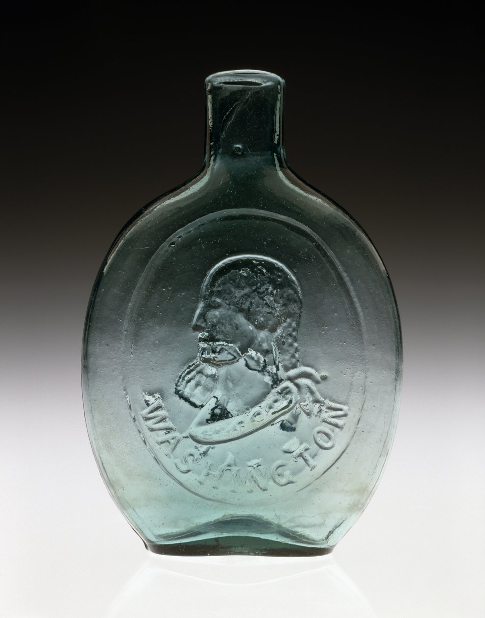 Figurkolbe, ca. 1847 (blyfrit glas) af Dyottville Glass Works
