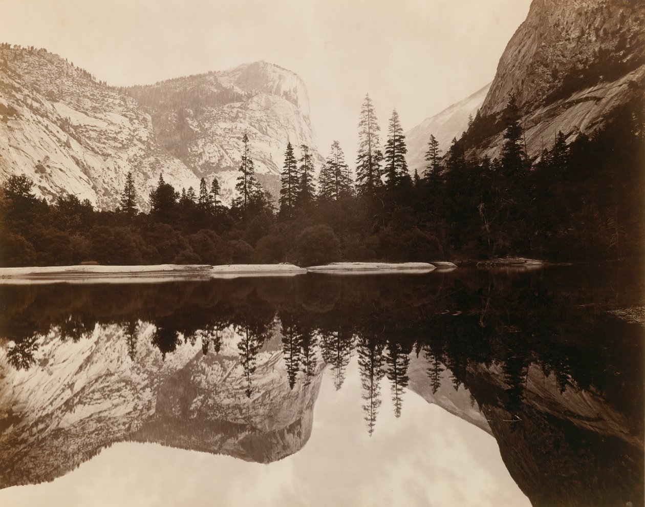 Mirror Lake, Valley of the Yosemite, 1872. af Eadweard Muybridge