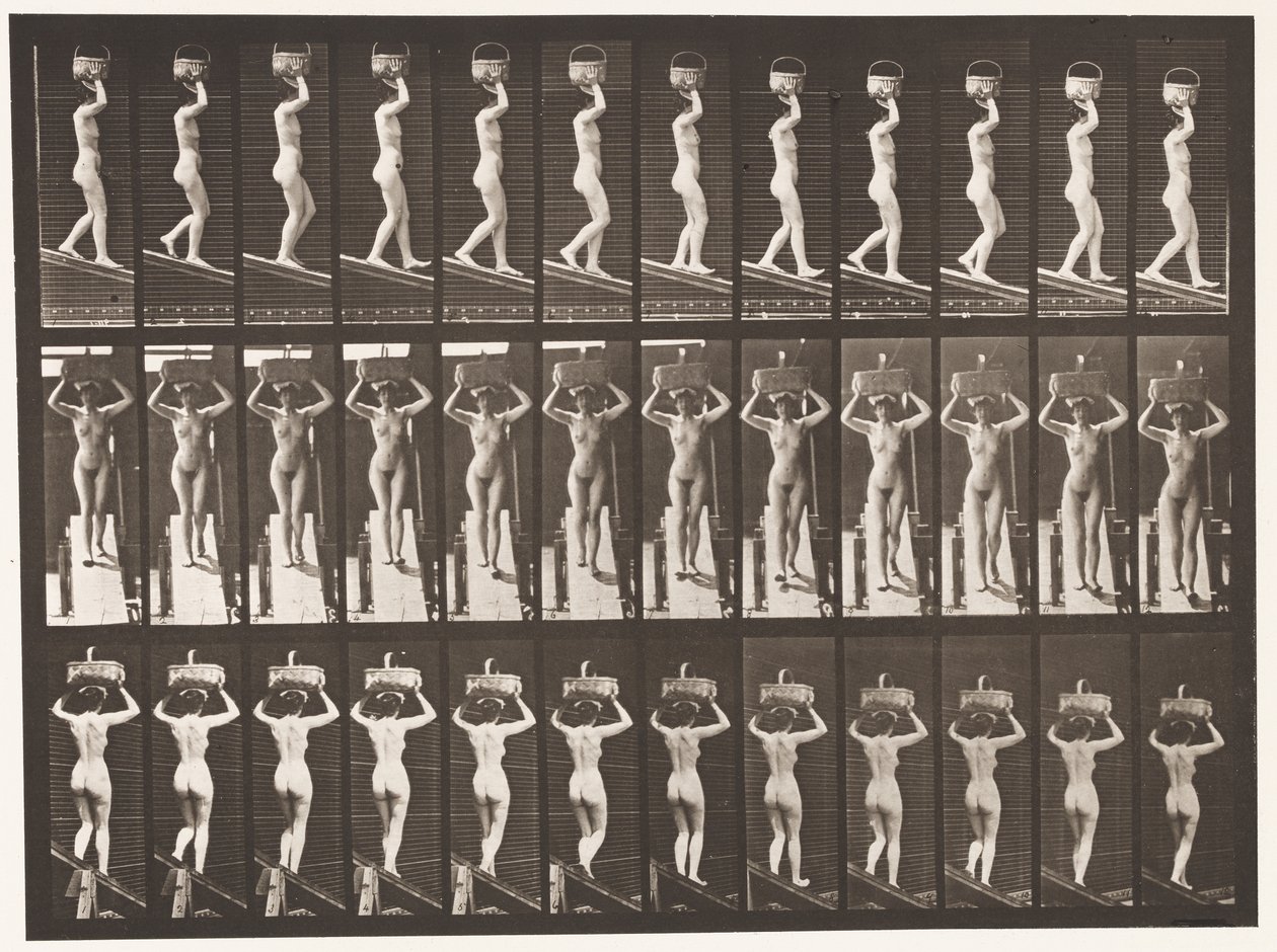 Plade 124. Faldende hældning, 20-lb kurv på hovedet, hænder løftet, 1872-1885 af Eadweard Muybridge