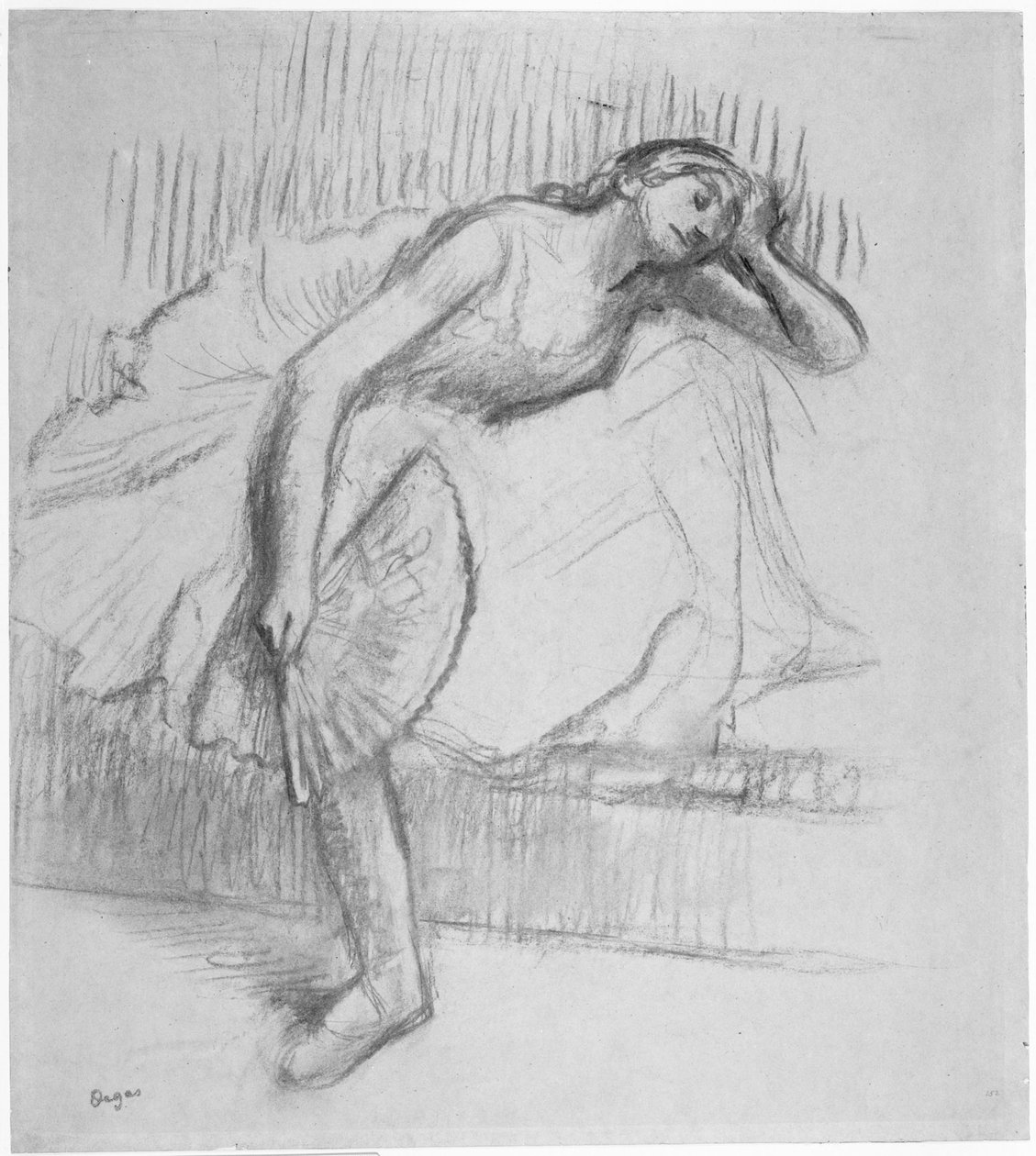 Danser hviler sig med en vifte af Edgar Degas