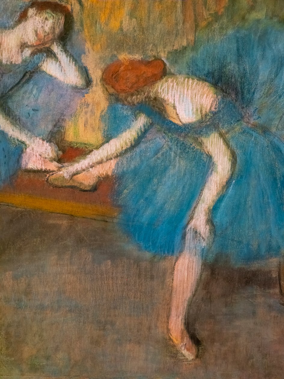 To hvilende dansere (også kendt som "Blå dansere") (detaljer). Omkring 1898. Pastel på fint velinpapir. af Edgar Degas