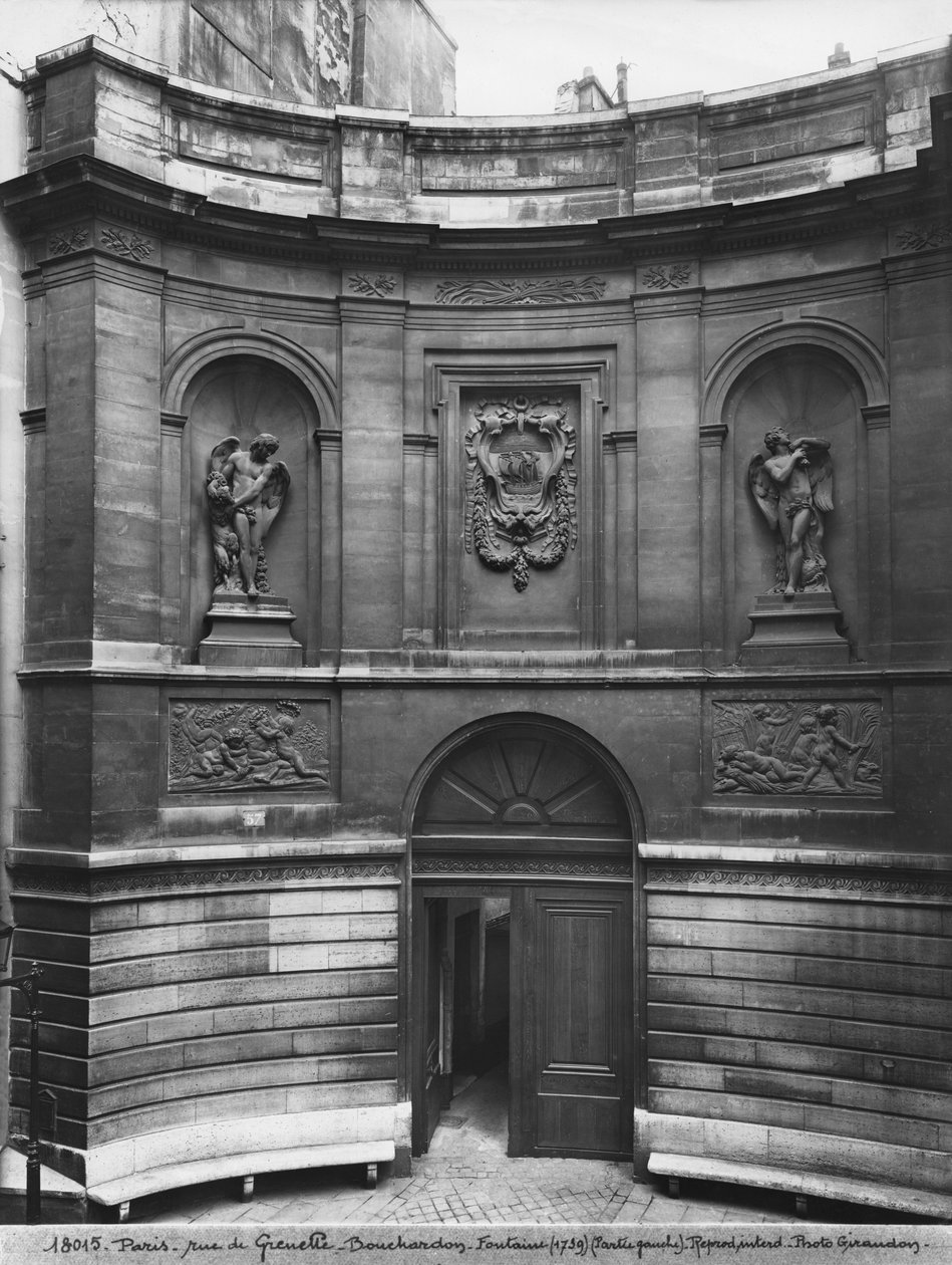 Udsigt over Fountain of the Four Seasons, venstre del, rue de Grenelle, 1739-46 (detaljer) (se også 346093, 346094, 346095, 346097) af Edmé Bouchardon