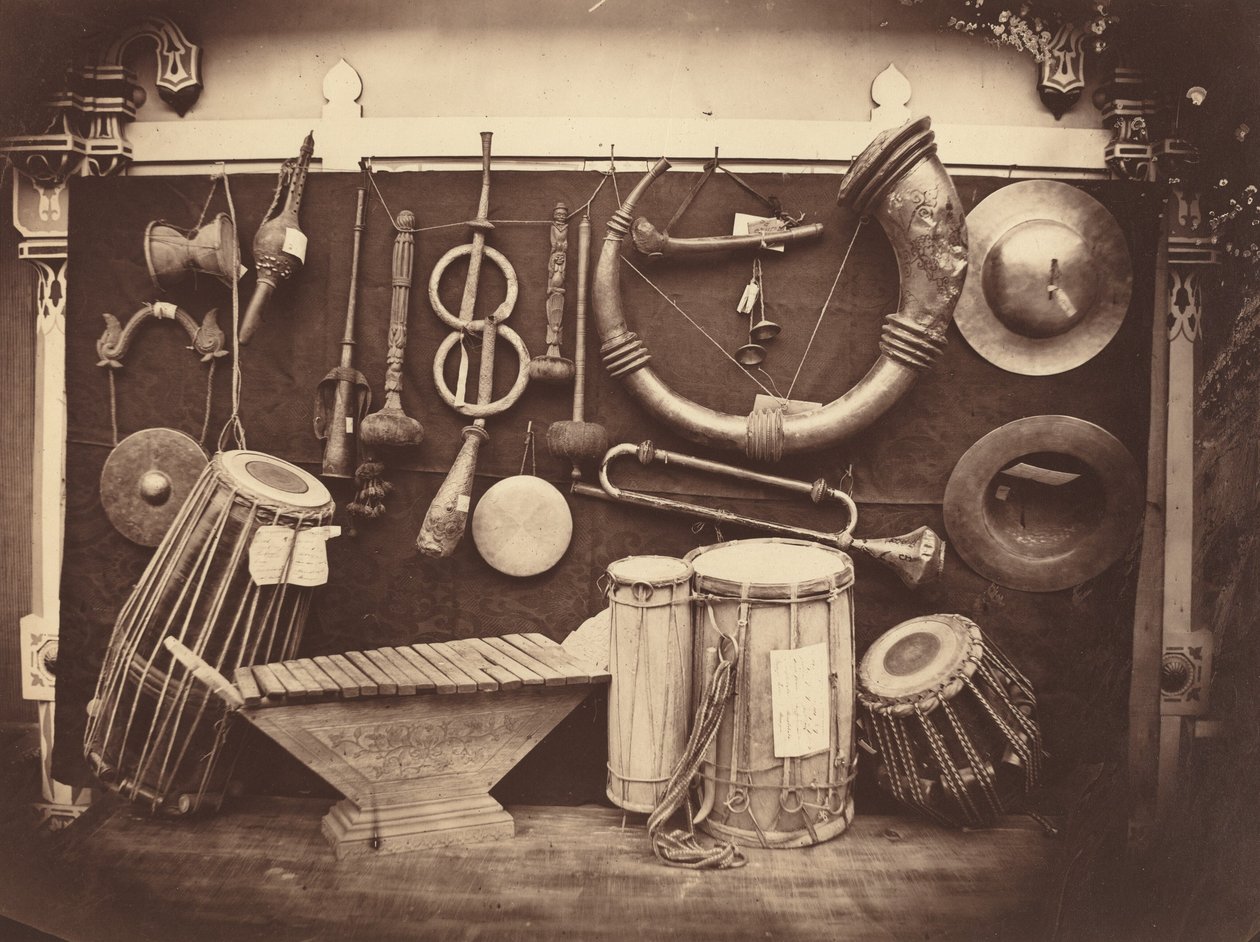 Stilleben med musikinstrumenter,ca. 1863 (foto) af Edmond Lebel