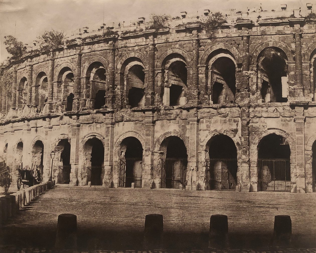 [Amfiteater, Nîmes] af Édouard Baldus