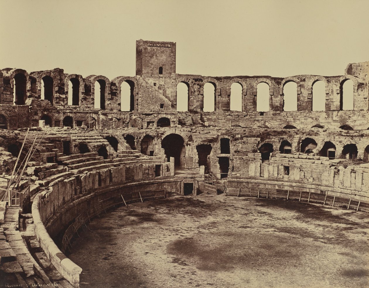 Arles. Amfiteater af Édouard Baldus