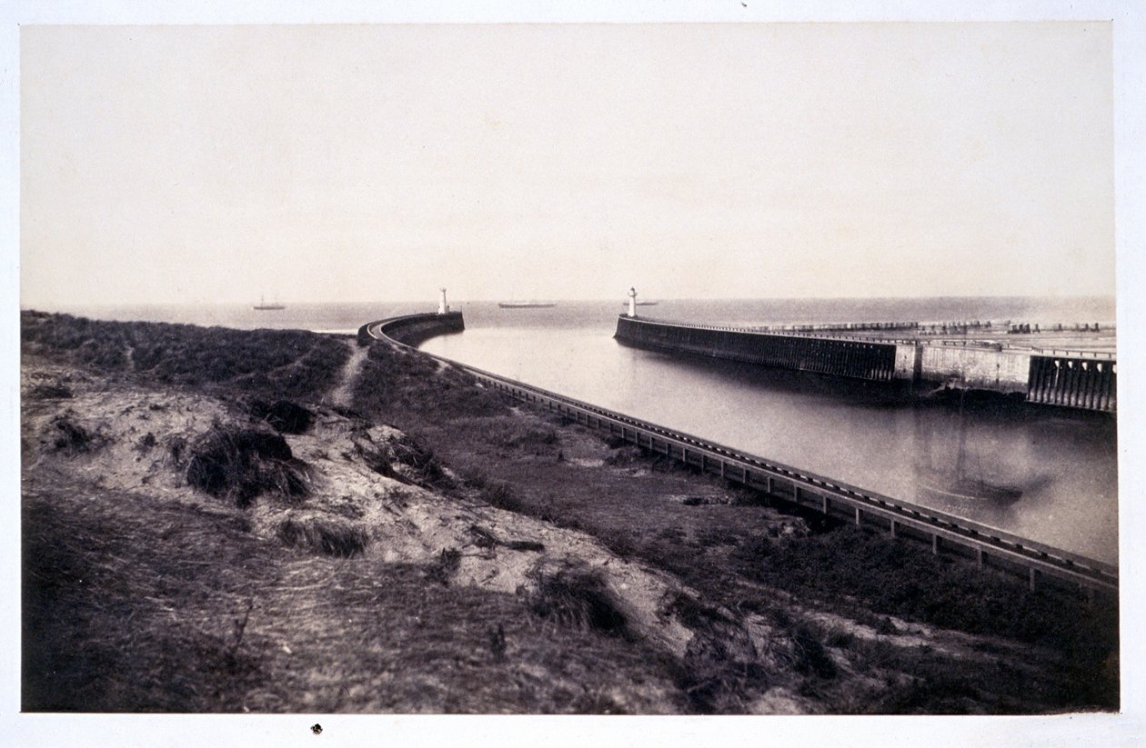 Indsejlingen til havnen i Boulogne af Édouard Baldus