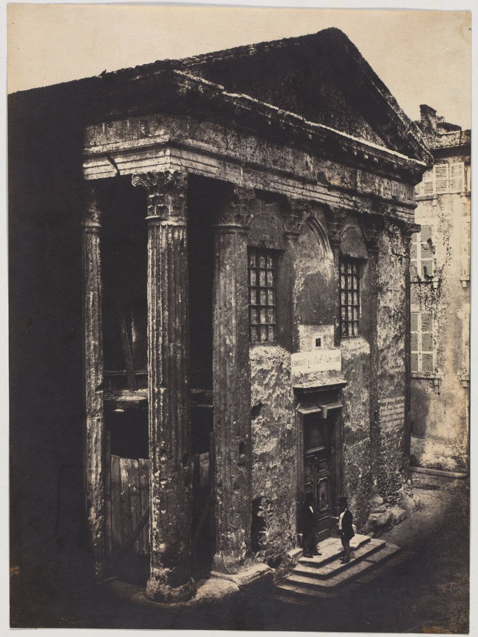 Facade, Augustus- og Livia-templet, Vienne af Édouard Baldus