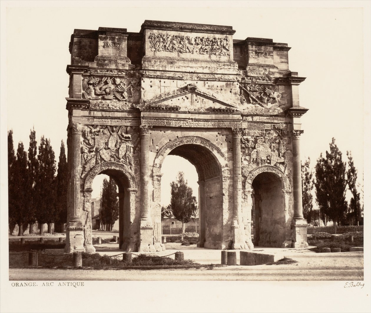 Orange, antik bue af Édouard Baldus
