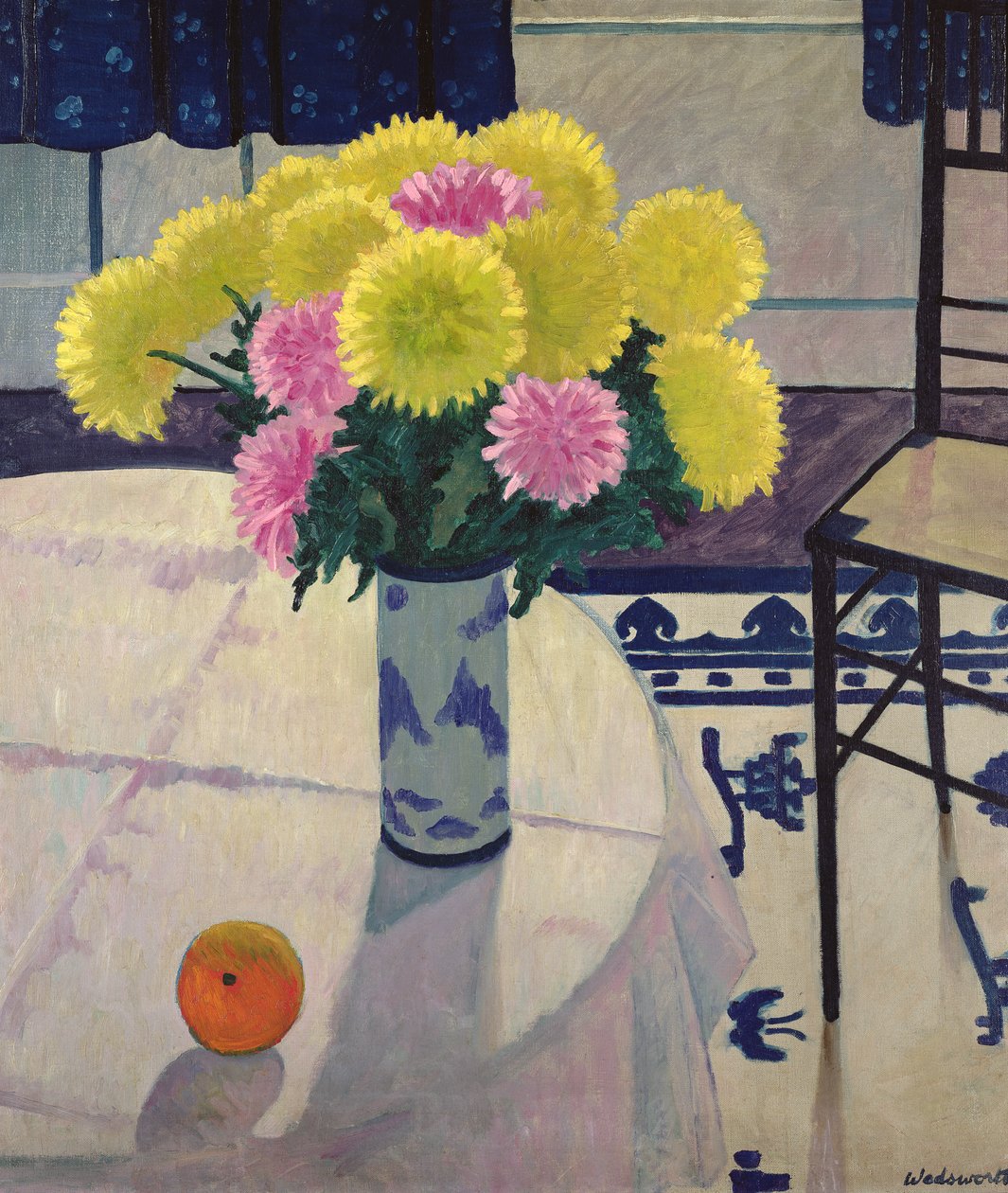 Stilleben med krysantemum i en vase af Edward Alexander Wadsworth