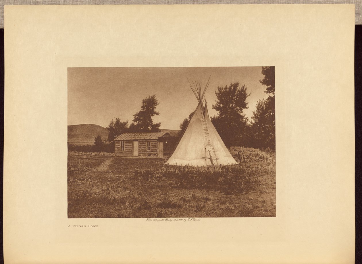 Et piegansk hjem af Edward S. Curtis