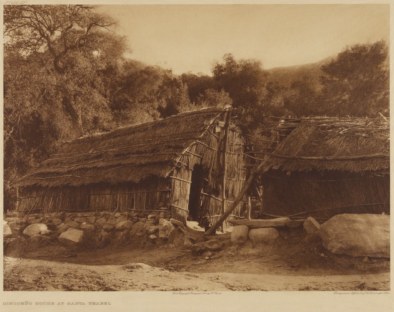 Diegueño-huset i Santa Ysabel af Edward S. Curtis