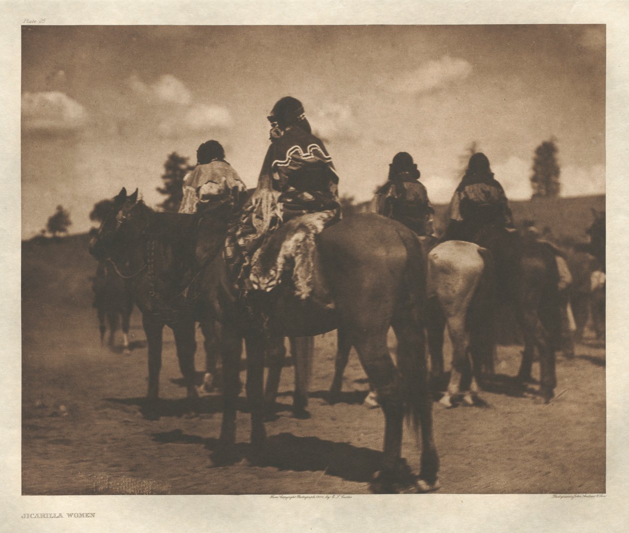 Portfolio I, plade 25: Jicarilla-kvinder af Edward S. Curtis