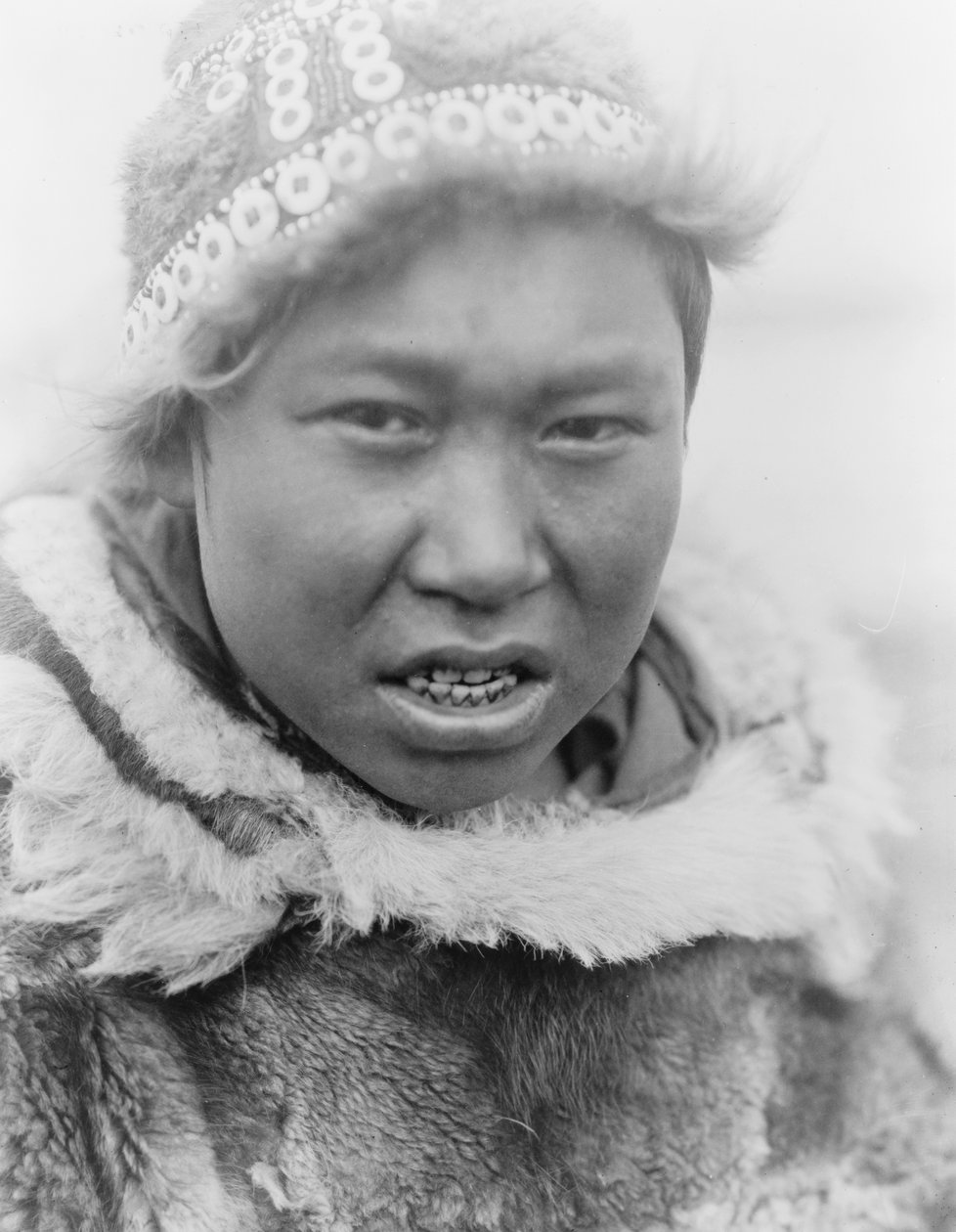 En eskimo-ungdom fra Hooper Bay, Alaska, ca. 1929 (s/h-foto) af Edward Sheriff Curtis