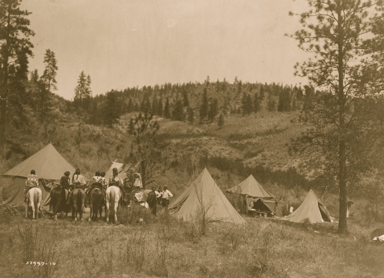 Forfatterlejr blandt Spokanerne 1910 (foto) af Edward Sheriff Curtis