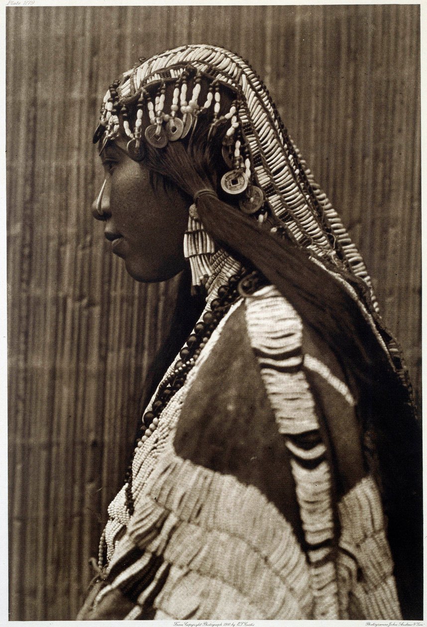 Indian of America: "" Portrait of Indian Girl"" Fotografi af amerikanske Edwards Curtis (1868-1952), 20. århundrede. La Rochelle, New World Museum af Edward Sheriff Curtis