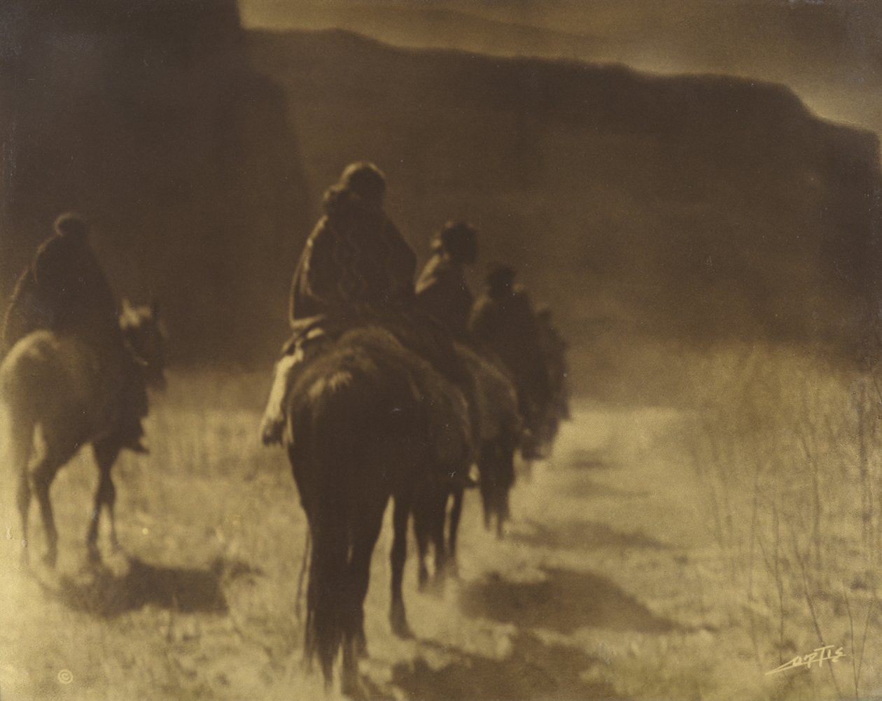 The Vanishing Race Navaho Plate 1, bind 1 fra serien The North American Indian, ca. 1904 (oroton) af Edward Sheriff Curtis