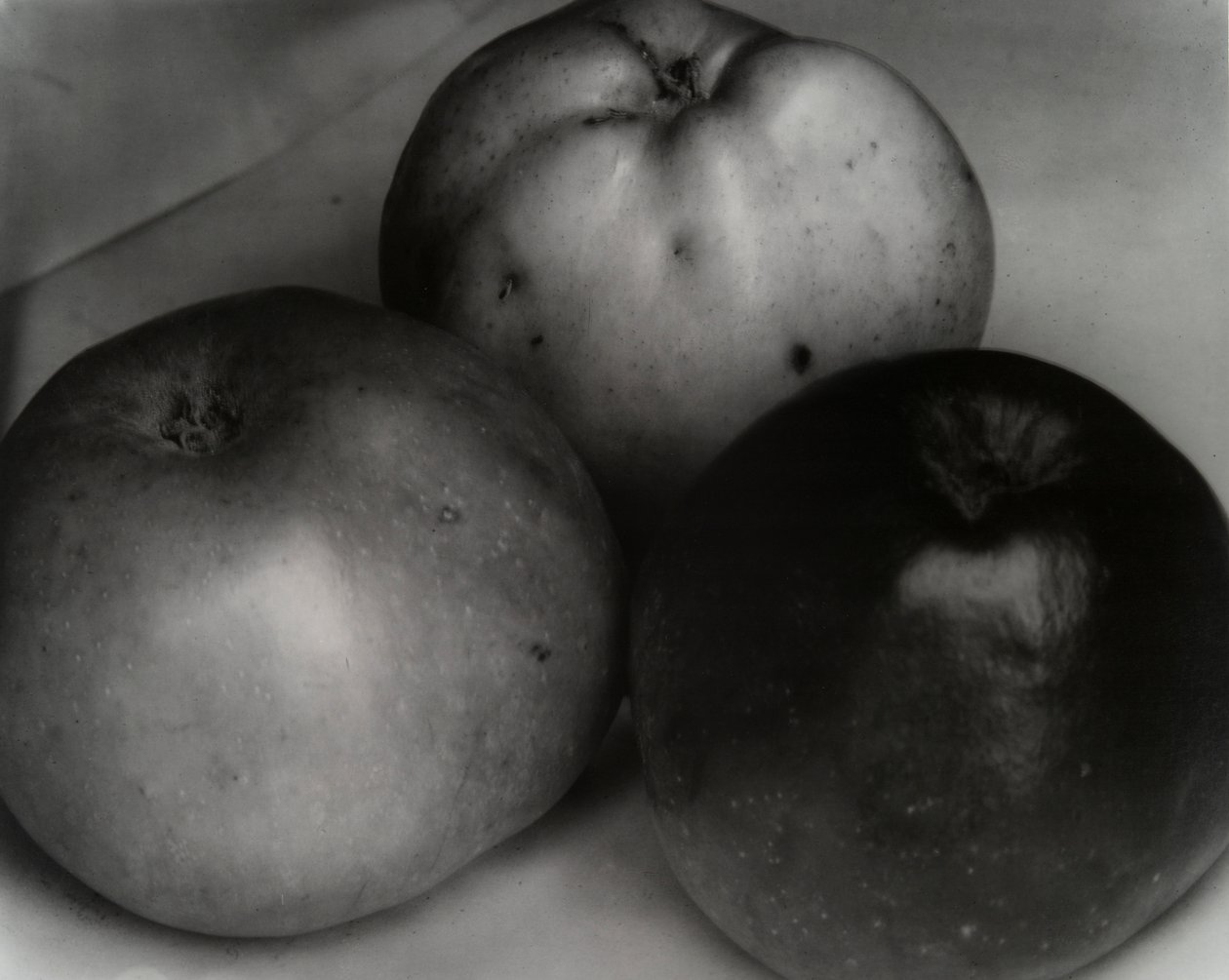 Tre æbler, Frankrig, ca. 1921 af Edward Steichen