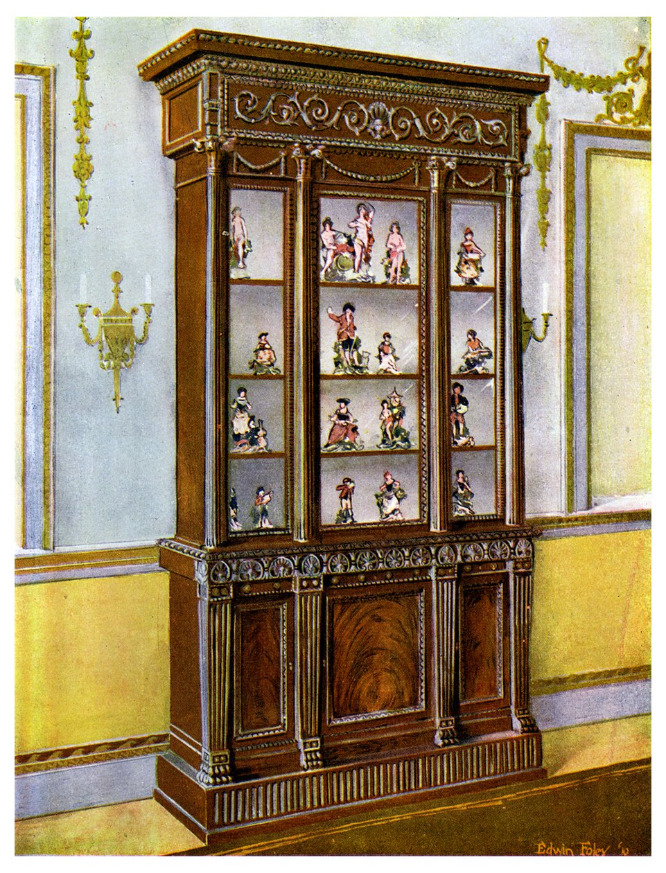 Udskåret mahogni porcelænskasse påvirket af Adam Brothers, 1911-1912. af Edwin Foley