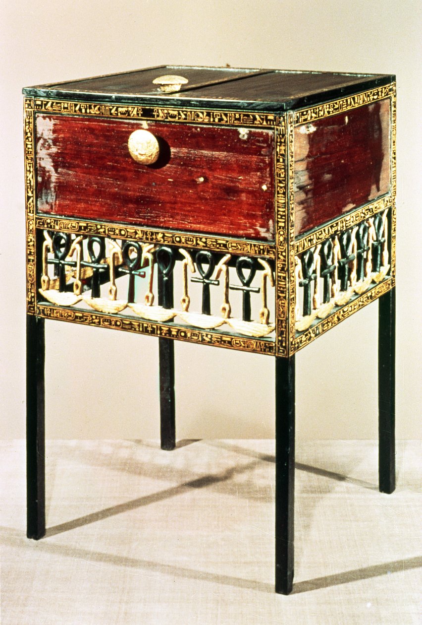 Udsmykket kabinet fra Tutankhamons skat af Egyptian 18th Dynasty