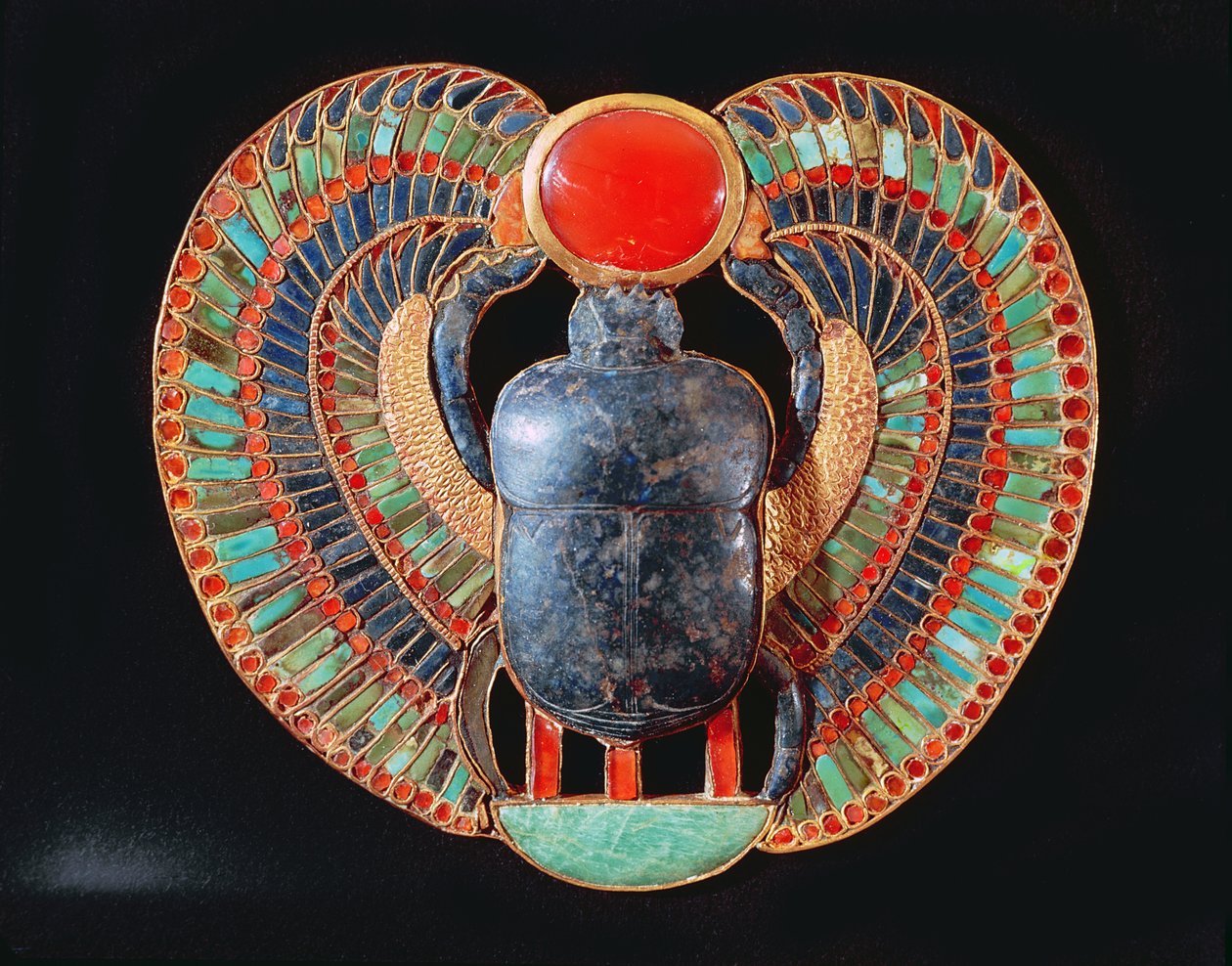 Skarabæspektal, fra Tutankhamons grav i Kongernes Dal i Theben, ca. 1361-52 f.Kr., Det Nye Rige (guld, lapis lazuli, rav m.m.) af Egyptian 18th Dynasty