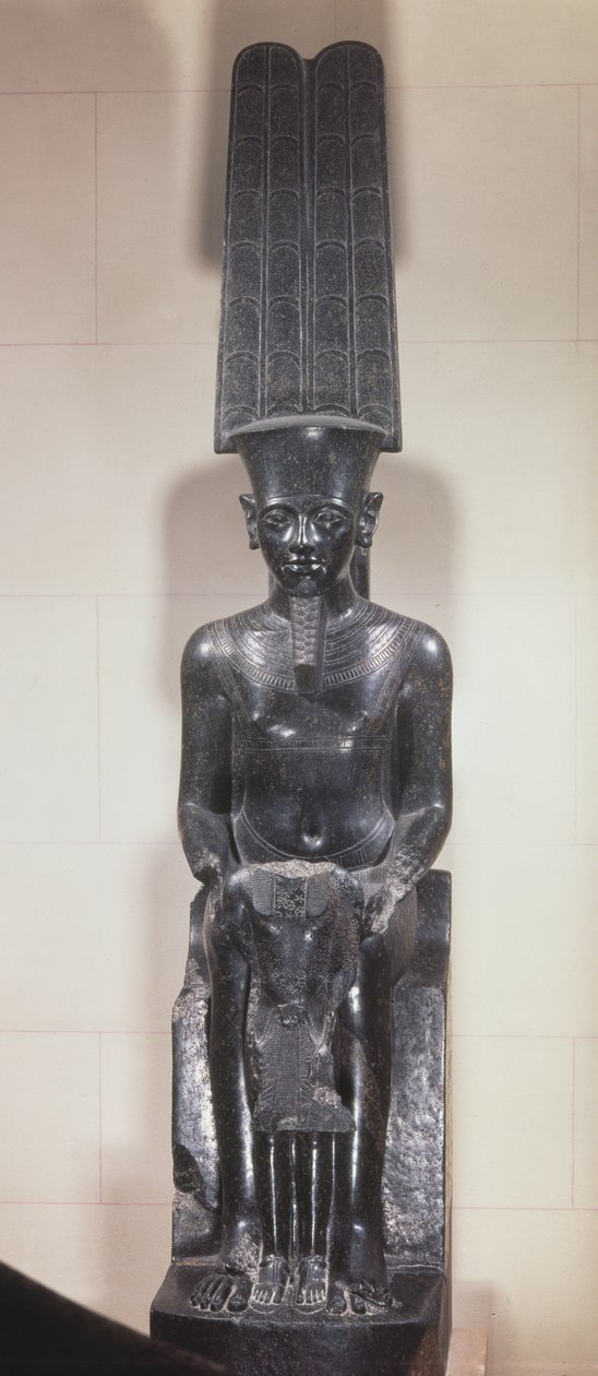 Statue af guden Amun, der beskytter Tutankhamon, New Kingdom, ca. 1336-1327 f.Kr. (granit) af Egyptian 18th Dynasty