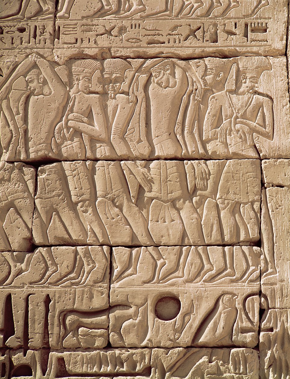 Filisterfanger bliver ført væk fra Ramses III