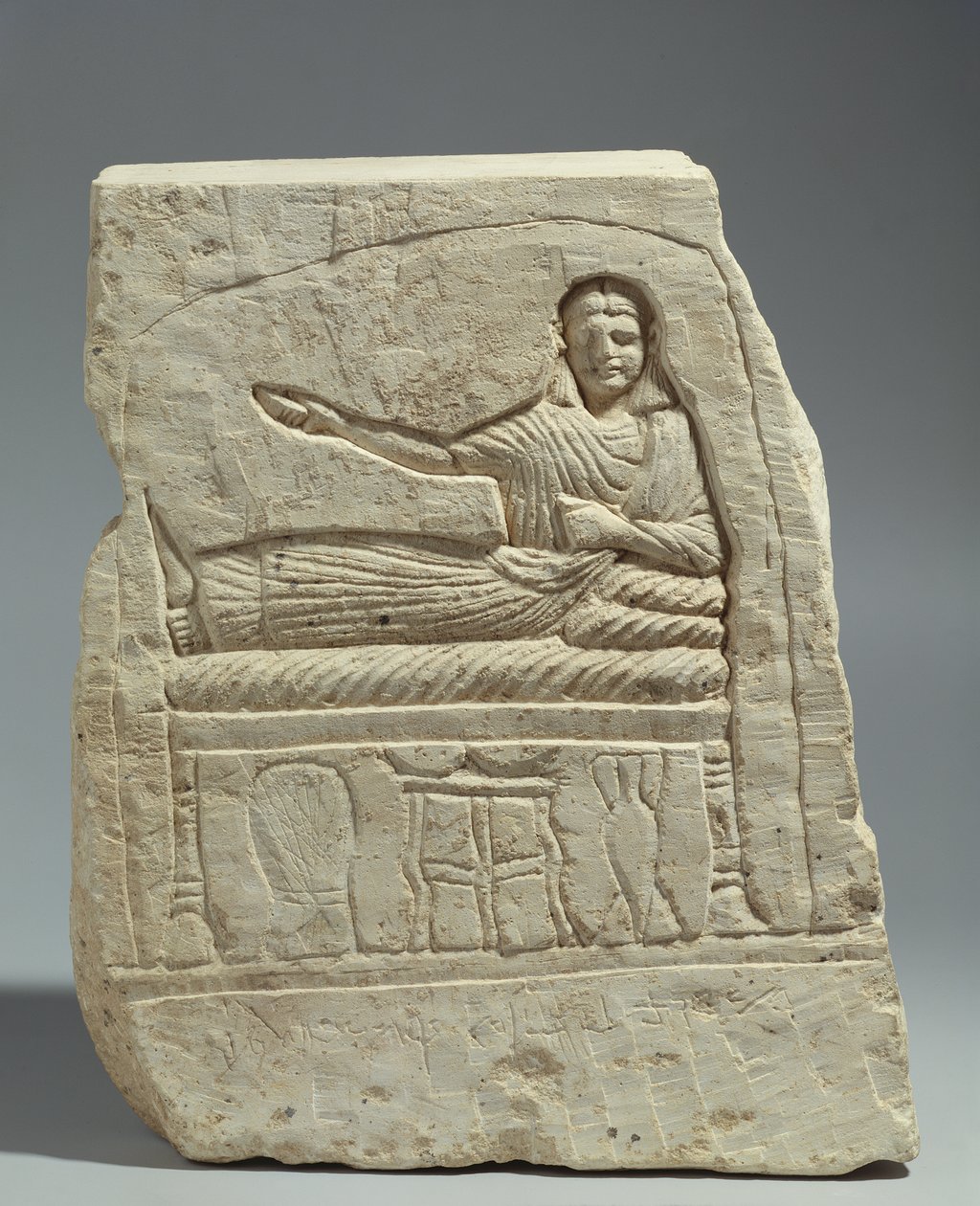 Begravelsesstela i navnet på damen Artemis, fra Kom Abu Billo (kalksten) af Egyptian Ptolemaic Period