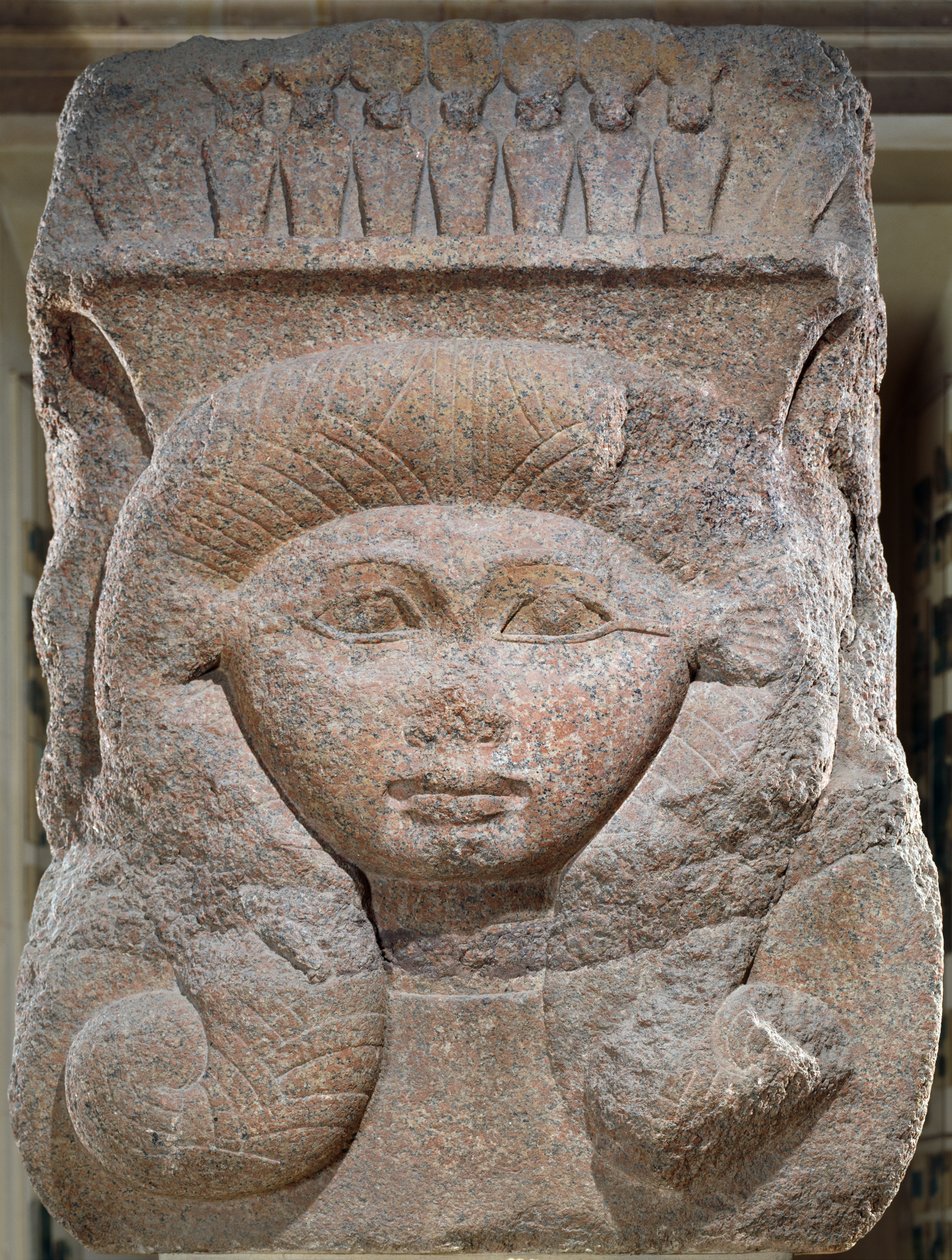 Hovedstad med Hathors hoved overtaget af Osorkon II (ca. 883-855 f.Kr.) fra Bubastis, Middle Kingdom (granit) af Egyptian 12th Dynasty