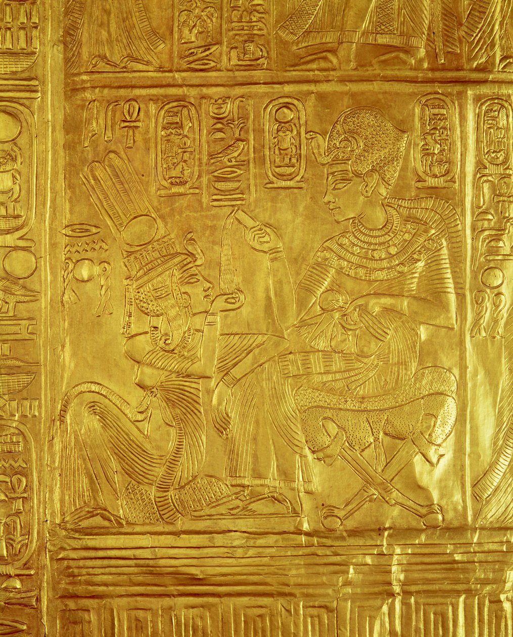Detalje fra den gyldne helligdom, fra Tutankhamons grav (ca. 1370-1352 f.Kr.) New Kingdom (træ overlejret med gesso dækket med guldplade) af Egyptian 18th Dynasty