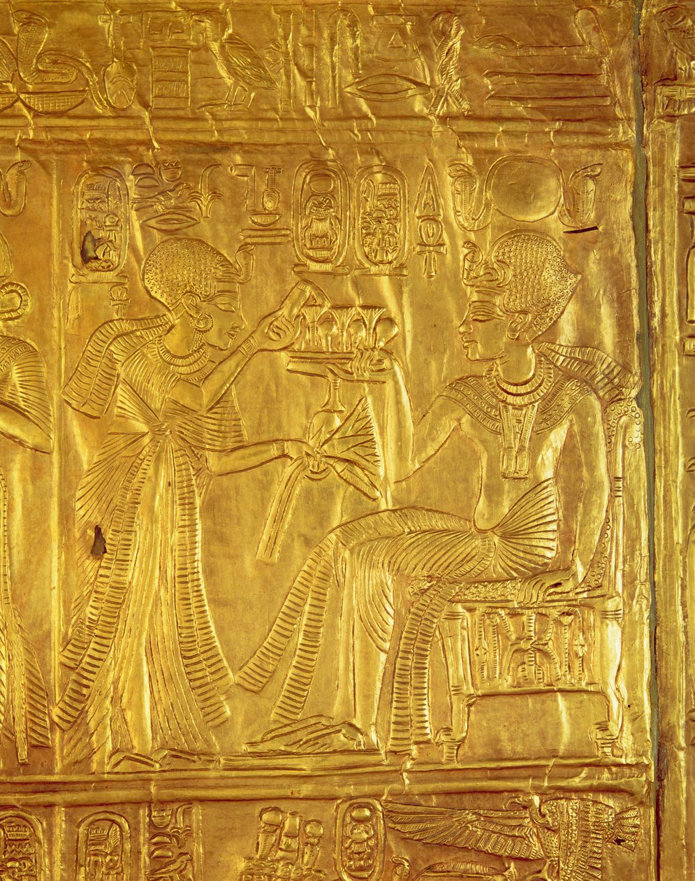 Detalje fra den gyldne helligdom, fra Tutankhamons grav (ca. 1370-1352 f.Kr.) New Kingdom (træ overlejret med gesso dækket med guldplade) af Egyptian 18th Dynasty
