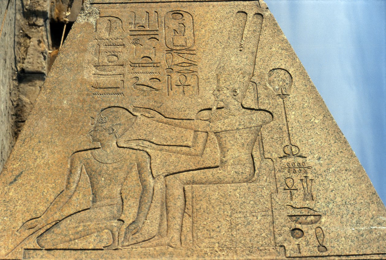 Detalje af den faldne obelisk af dronning Hatshepsut af Egyptian 18th Dynasty