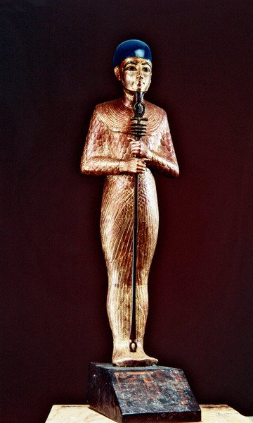 Figur af guden Ptah, fra Tutankhamons grav, New Kingdom (forgyldt og gessoed træ med fajance) af Egyptian 18th Dynasty