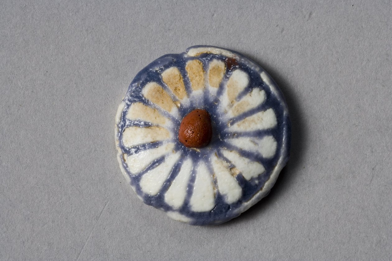 Blomsterrundel, Amarna-perioden, 1353-37 f.Kr. (fajance) af Egyptian 18th Dynasty