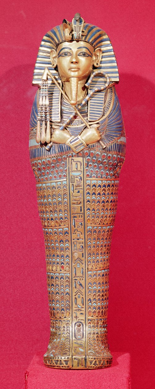 Set forfra af en af de overdækkede kister, fra Tutankhamons grav (ca. 1370-1352 f.Kr.) New Kingdom (slået guld indlagt med farvet glas & cornelian) (se også 227990-92) af Egyptian 18th Dynasty