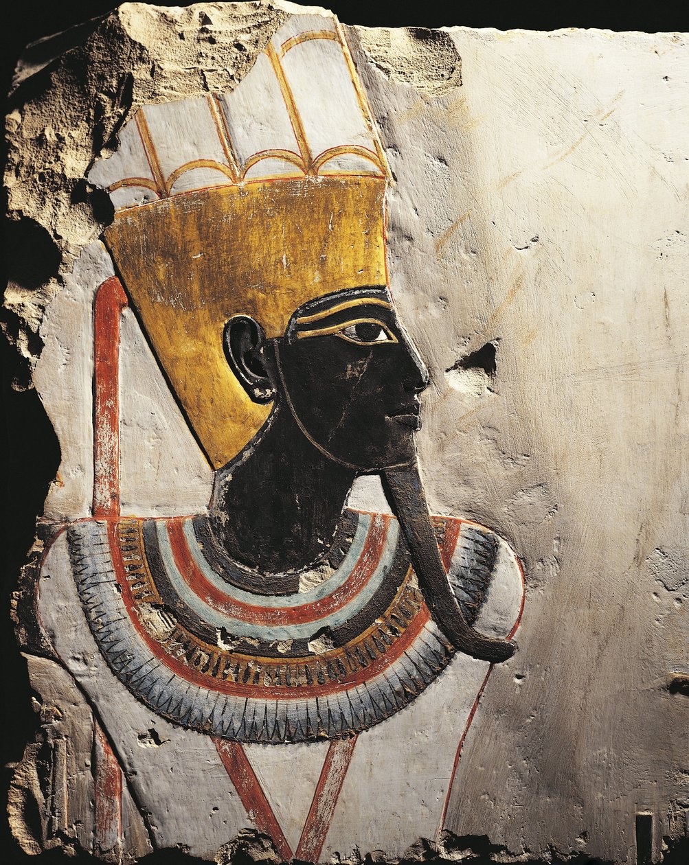 Kalkstensblokke malet med relieffer, der forestiller Gud Amun-Min, fra Temple of Tuthmosis III i Deir el-Bahari, Egypten af Egyptian 18th Dynasty