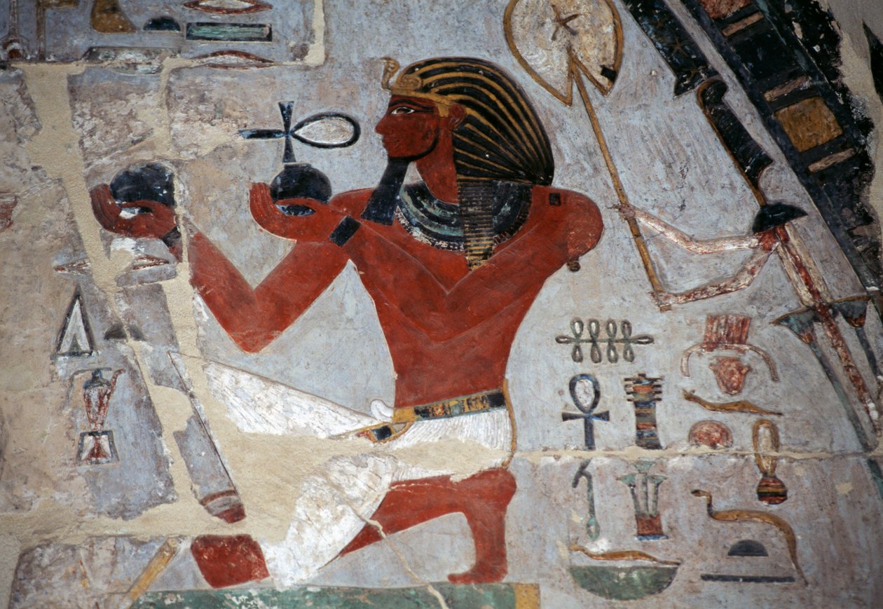 Relief malet med Thutmose, der tilbyder vin, Hatshepsuts gravtempel, Deir el-Bahri, den thebanske nekropol (UNESCOs verdensarvsliste) af Egyptian 18th Dynasty