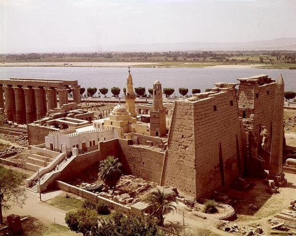Luftfoto af templet af Egyptian 19th Dynasty