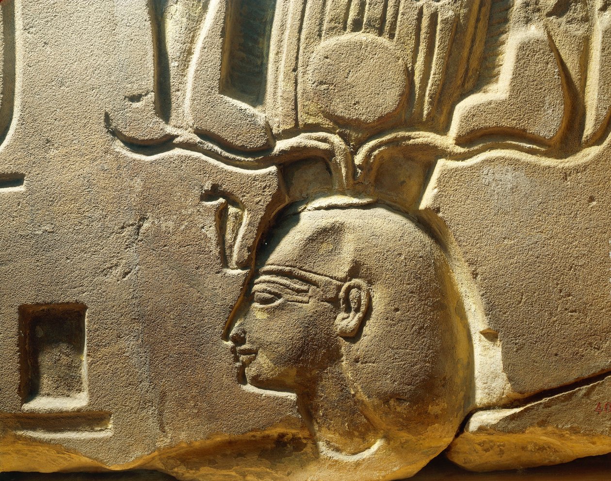 Egypten, Luxor, det gamle Theben, Assasif-dalen, fragment af relief, der forestiller Ramses II og kartoucher af Egyptian 19th Dynasty