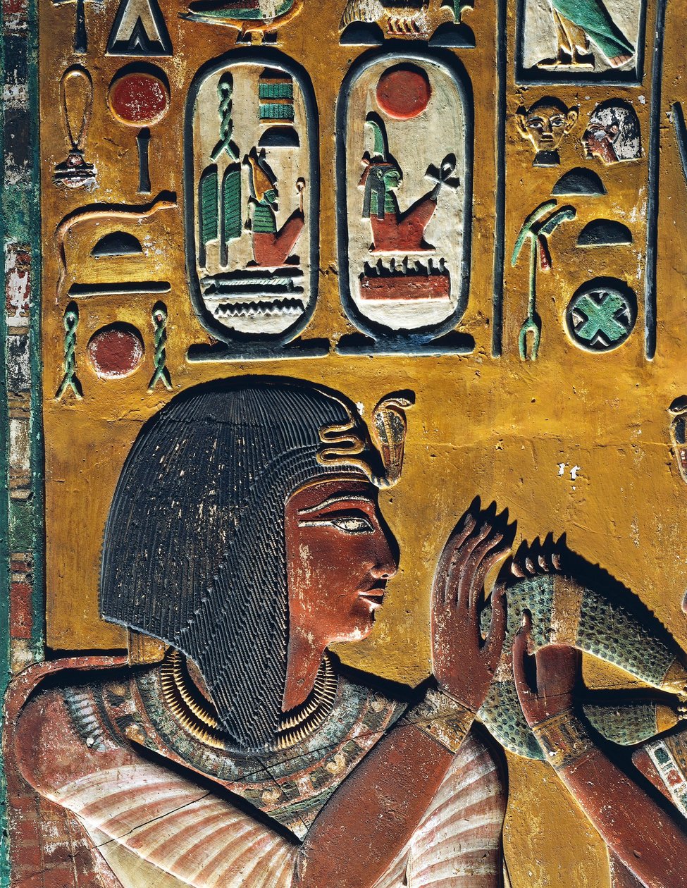 Gudinde Hathor tilbyder sin halskæde til Farao (lavt relief) af Egyptian 19th Dynasty
