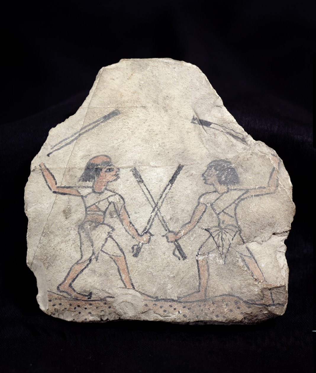 Ostrakon skildrer to mænd, der kæmper med pinde, fra Deir El-Medina, New Kingdom (malet sten) af Egyptian 19th Dynasty
